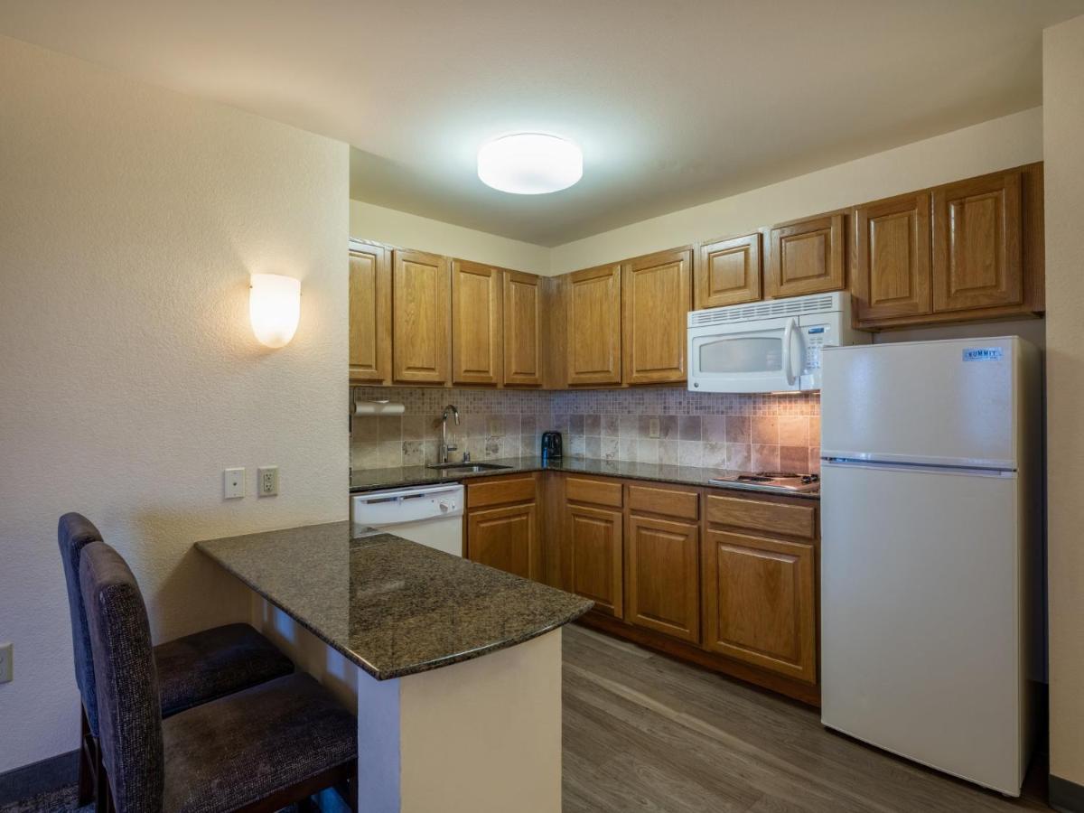 Staybridge Suites Milwaukee Airport South By Ihg Franklin  Bagian luar foto