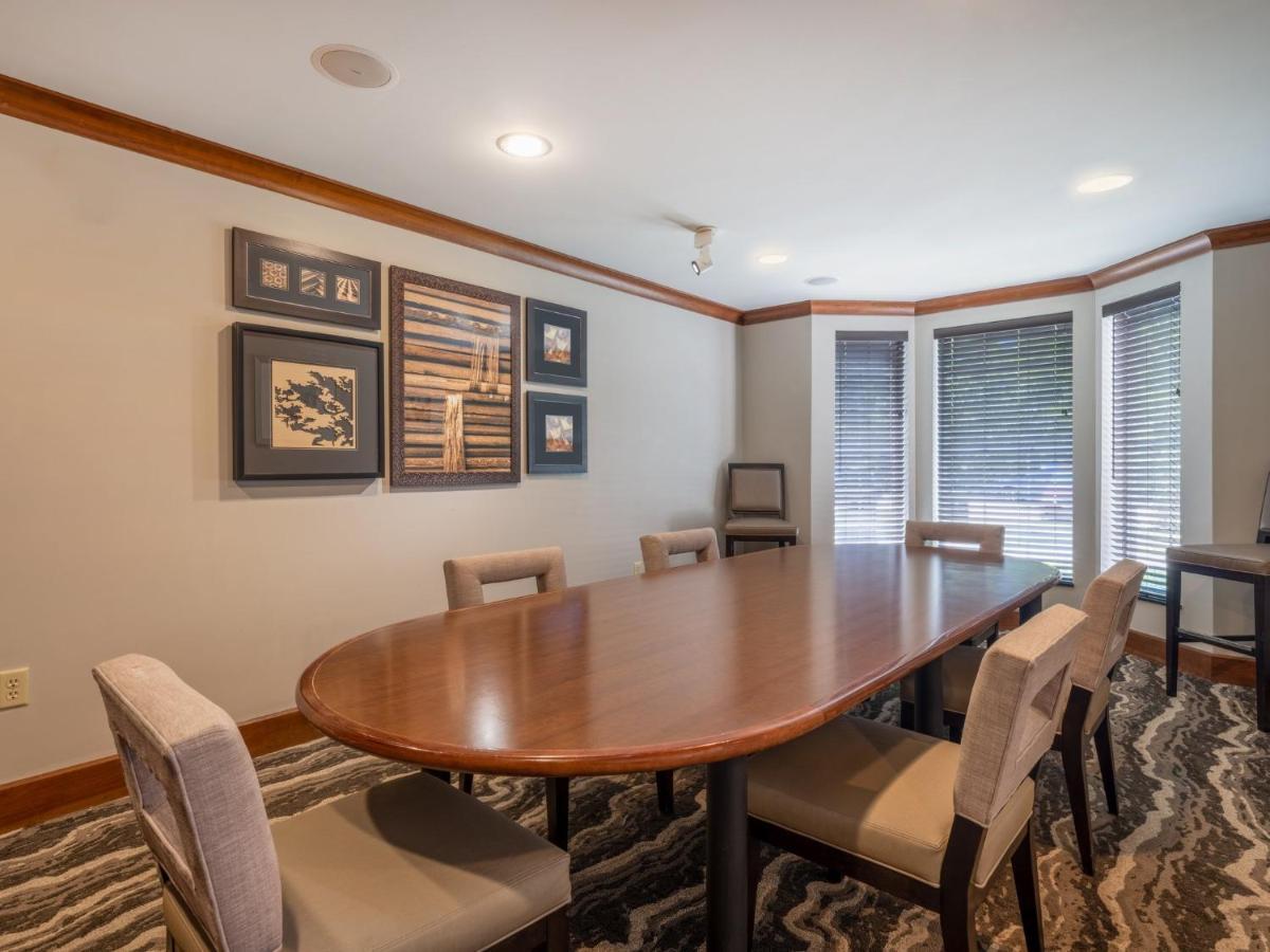 Staybridge Suites Milwaukee Airport South By Ihg Franklin  Bagian luar foto