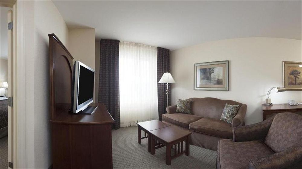 Staybridge Suites Milwaukee Airport South By Ihg Franklin  Bagian luar foto